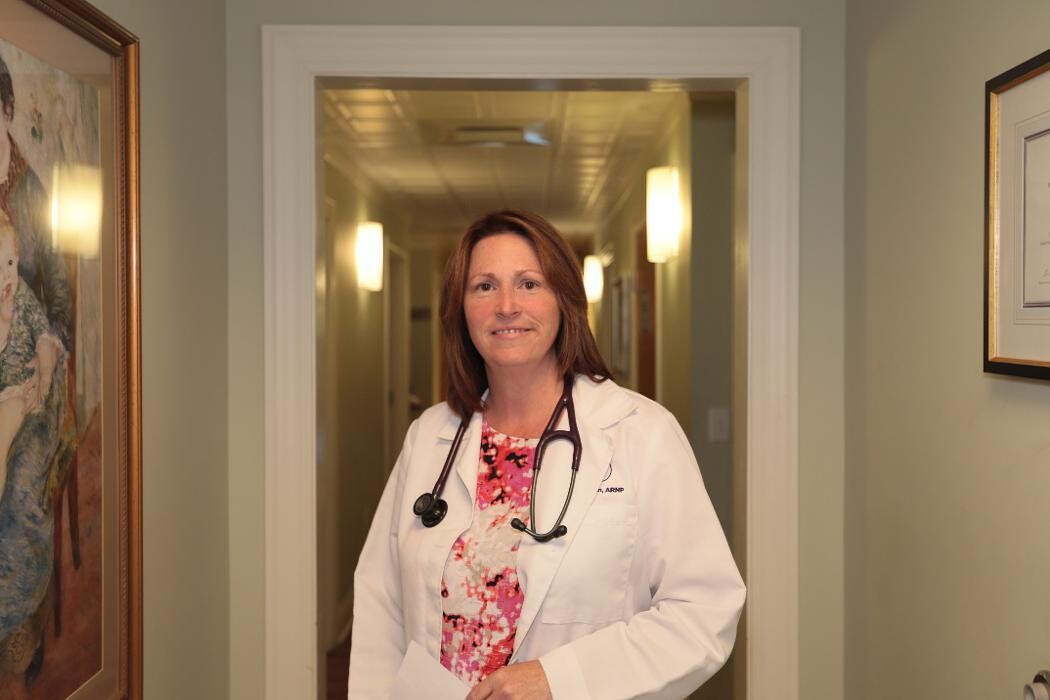 Images Deann Ryan, APRN, CNM