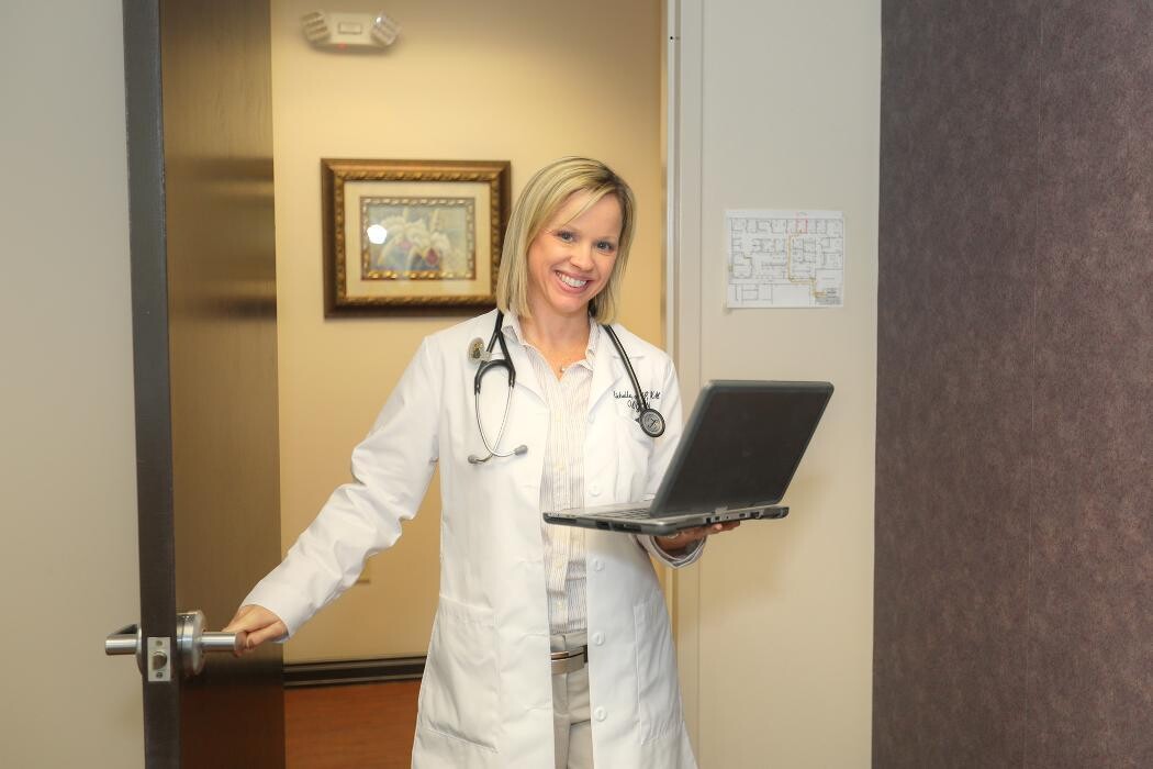 Images Michelle K. Griner, APRN, CNM