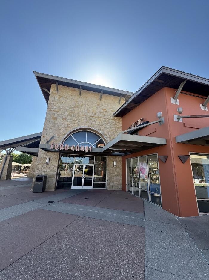 Images CoinFlip Bitcoin ATM - Round Rock Premium Outlets (Round Rock)