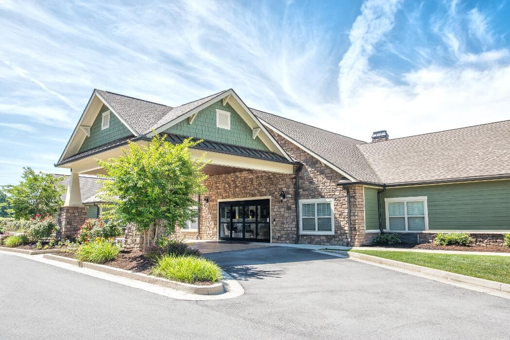 Images Dominion Senior Living of Crossville
