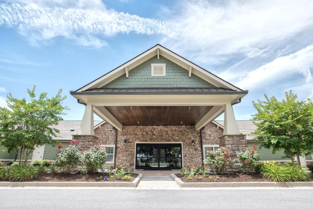 Images Dominion Senior Living of Crossville