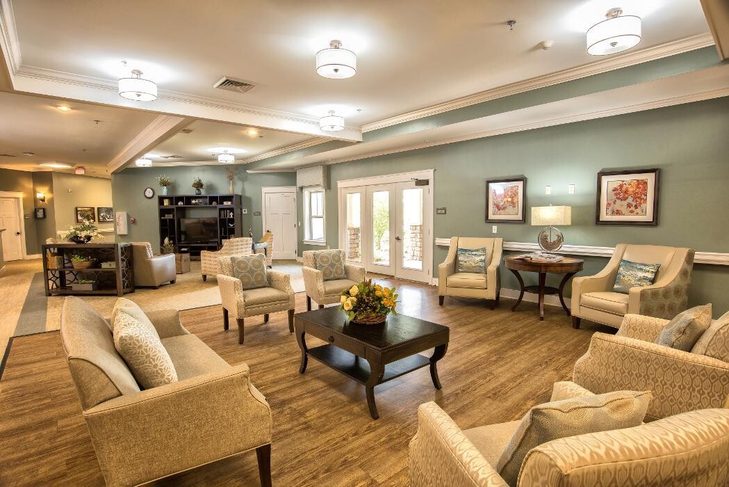 Images Dominion Senior Living of Crossville