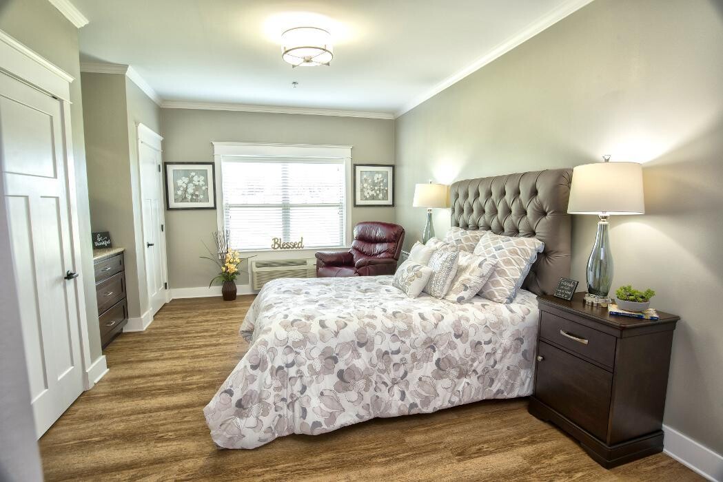 Images Dominion Senior Living of Crossville