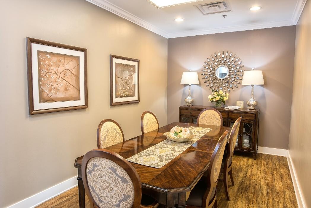 Images Clover Hill Senior Living