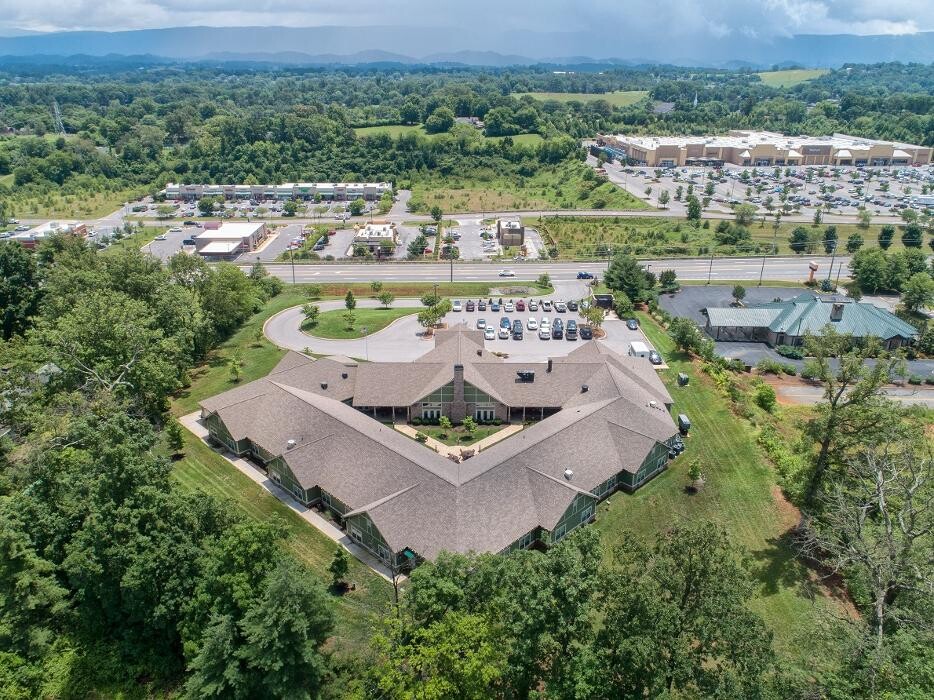 Images Clover Hill Senior Living
