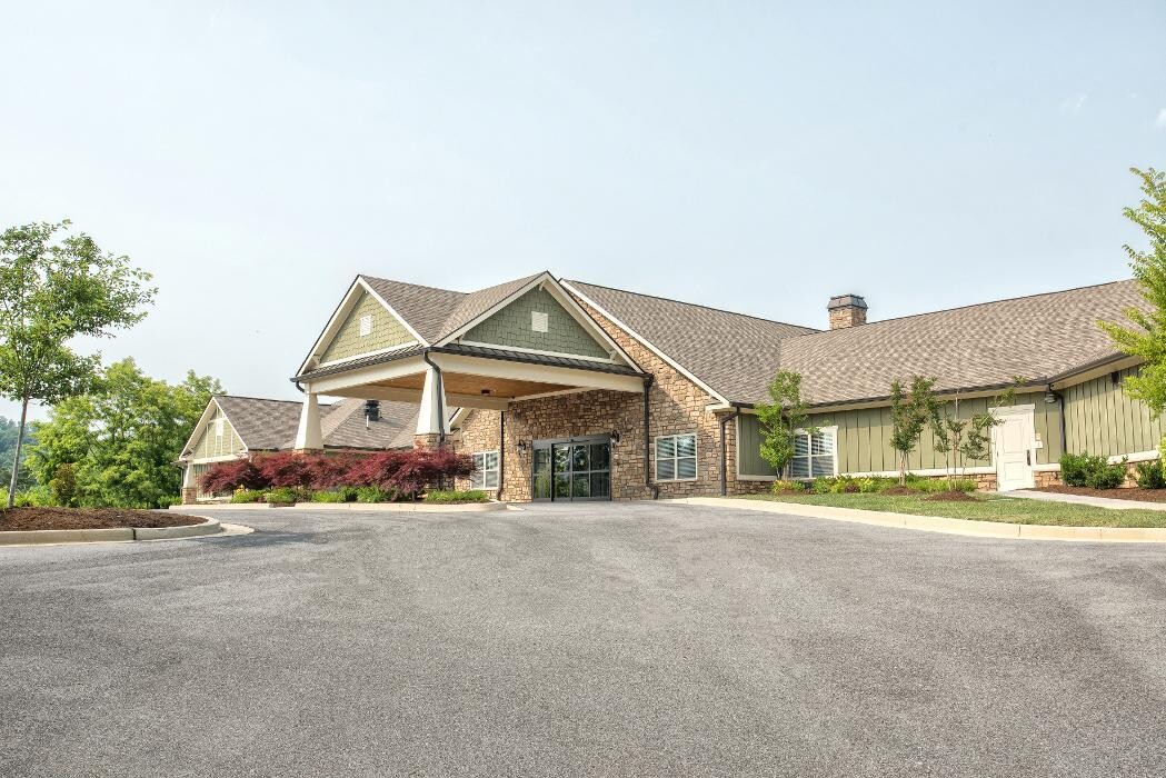 Images Dominion Senior Living of Bristol