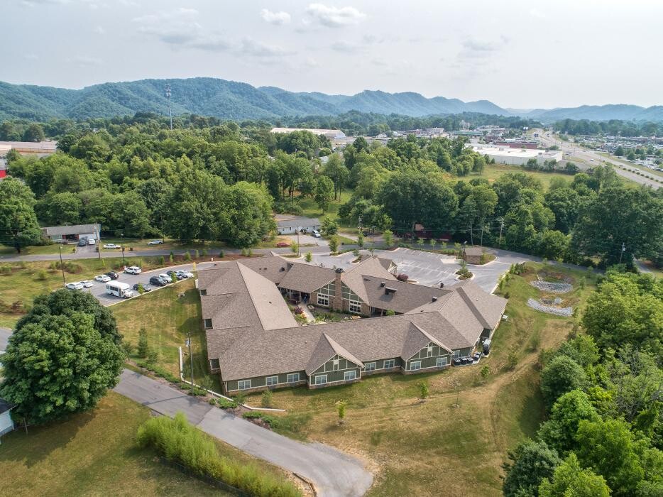 Images Dominion Senior Living of Bristol