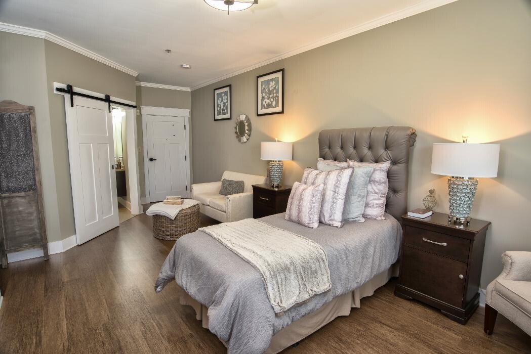 Images Dominion Senior Living of Bristol