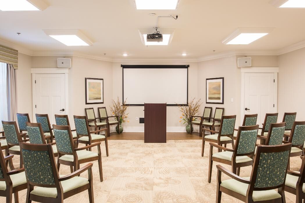 Images Dominion Senior Living of Hixson