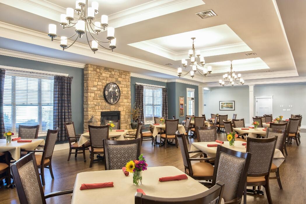 Images Dominion Senior Living of Hixson