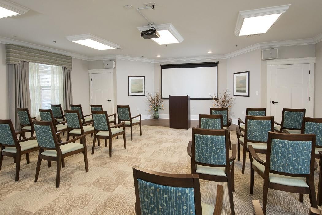 Images Dominion Senior Living of Hixson