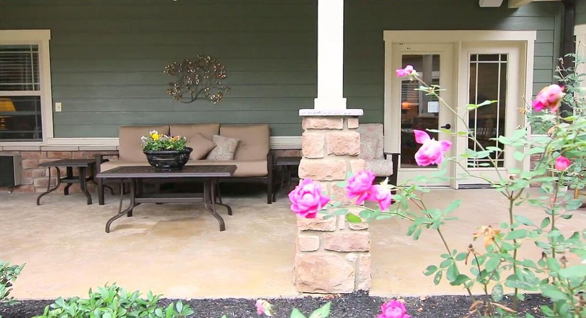 Images Dominion Senior Living of Sevierville