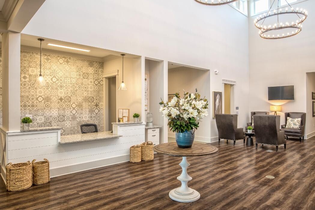 Images Dominion Senior Living of Louisville