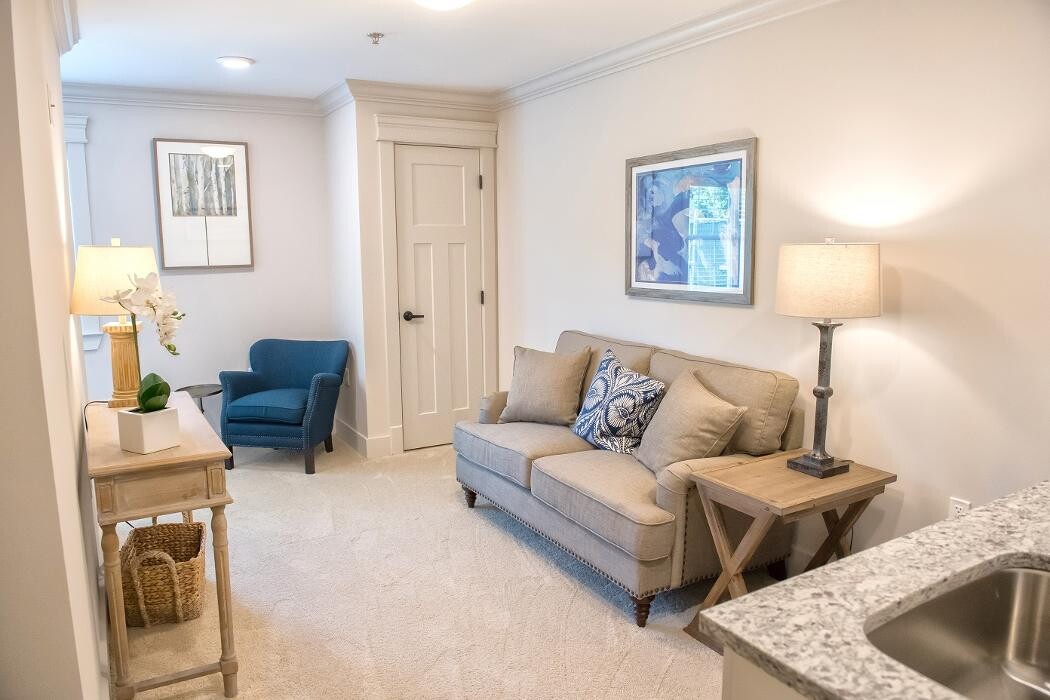 Images Dominion Senior Living of Louisville