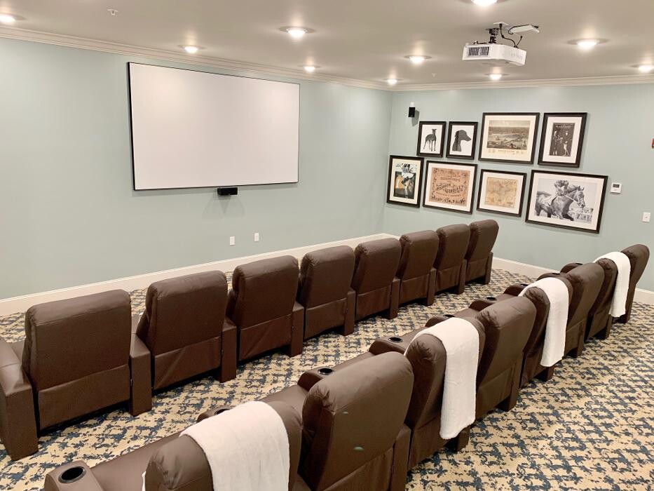 Images Everlan of Louisville