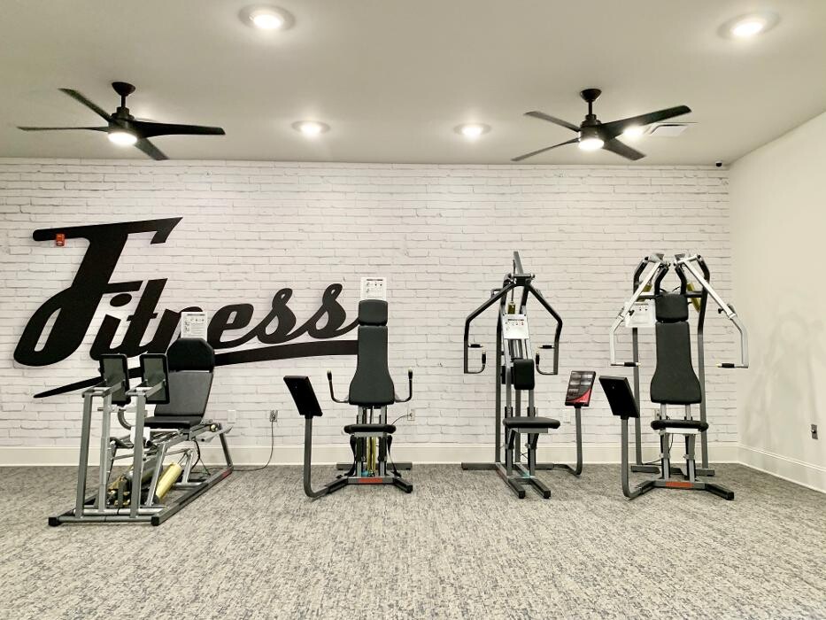 Images Everlan of Louisville