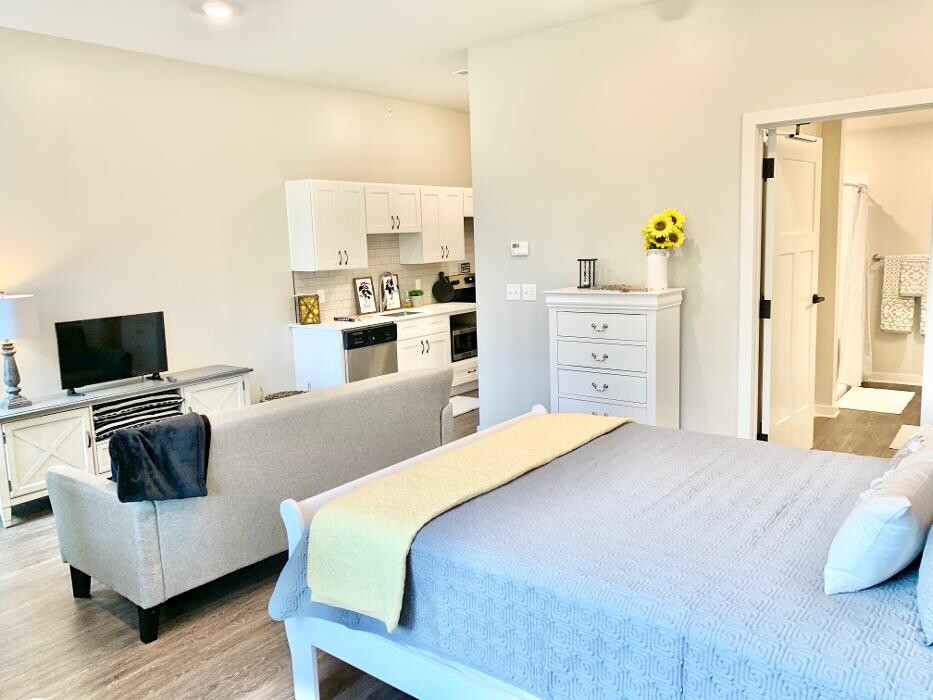 Images Everlan of Louisville