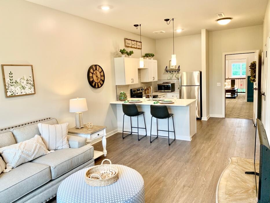 Images Everlan of Louisville