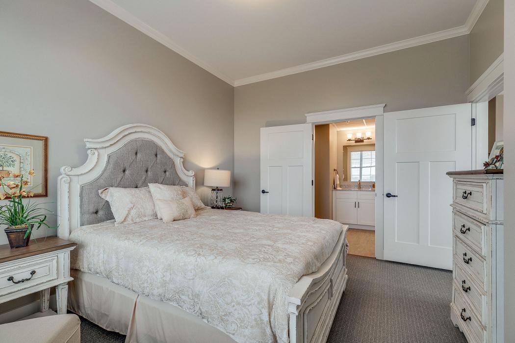 Images Everlan of Louisville