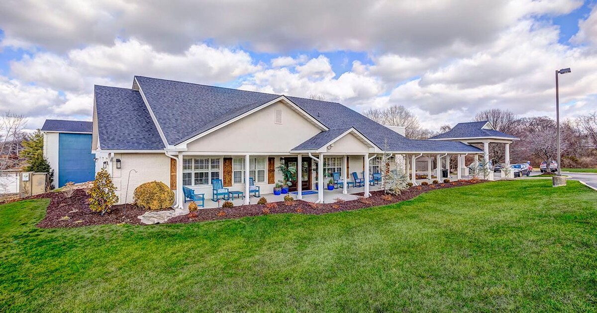 Images Legacy Village of Hendersonville