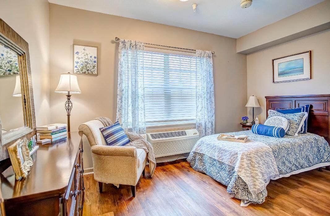 Images Legacy Village of Hendersonville