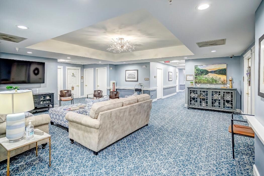 Images Legacy Village of Hendersonville