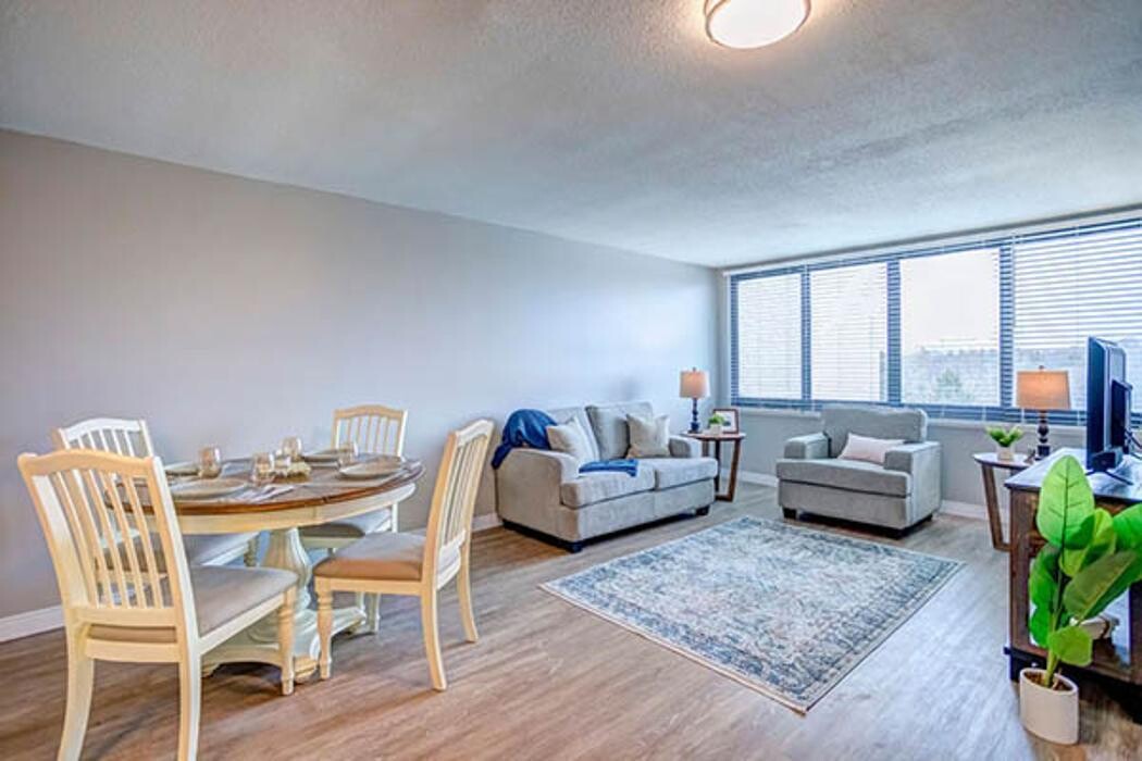 Images Renaissance Senior Living of Hilldale