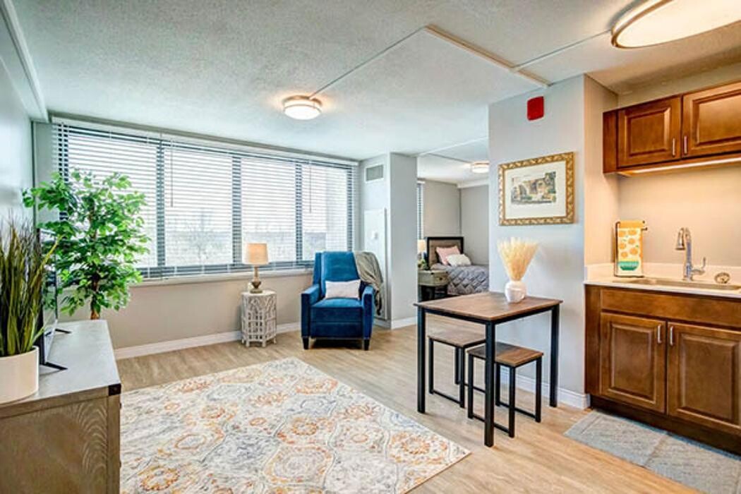 Images Renaissance Senior Living of Hilldale