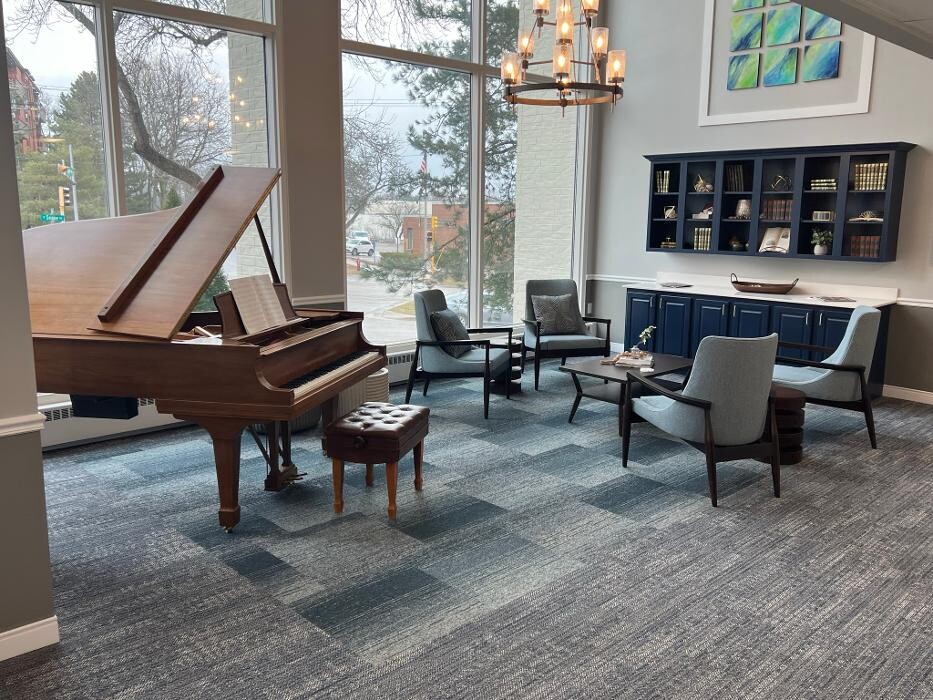 Images Renaissance Senior Living of Hilldale