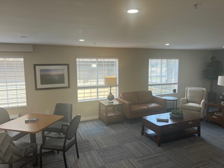 Images Main Street Senior Living of Oregon