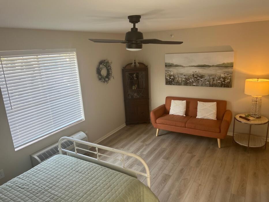 Images Main Street Senior Living of Oregon