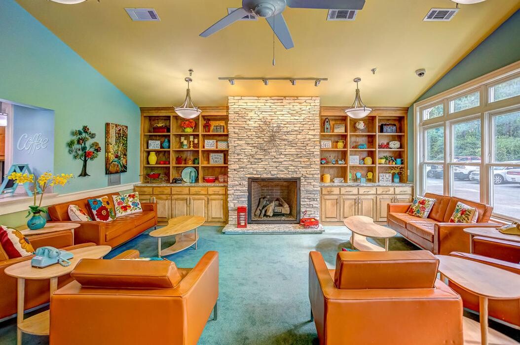 Images Legacy Village of Tifton