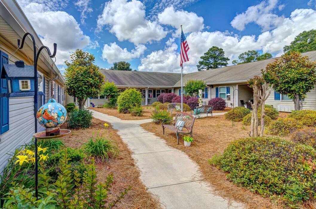 Images Legacy Village of Tifton