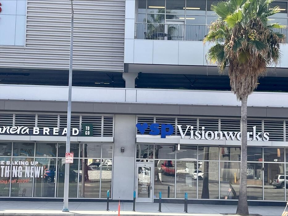 Images Visionworks Sunset & Western