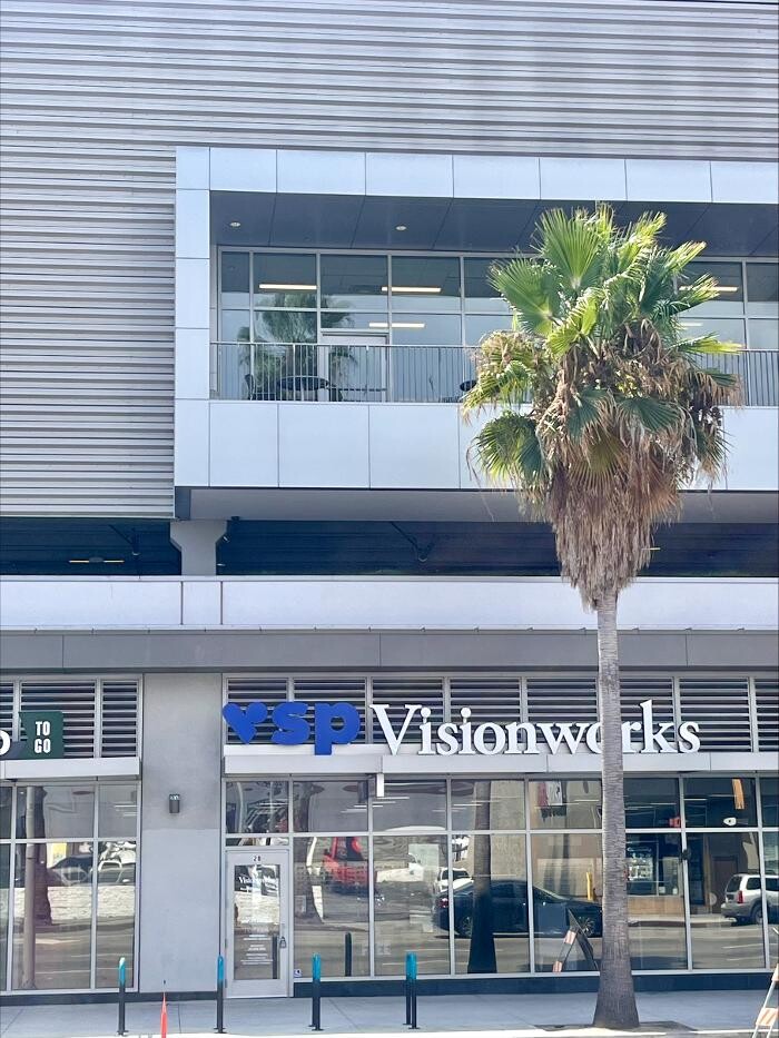 Images Visionworks Sunset & Western