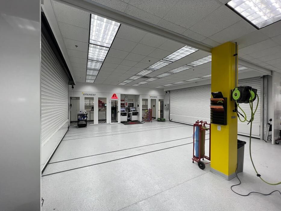 Images SHANNON'S AUTO BODY INC