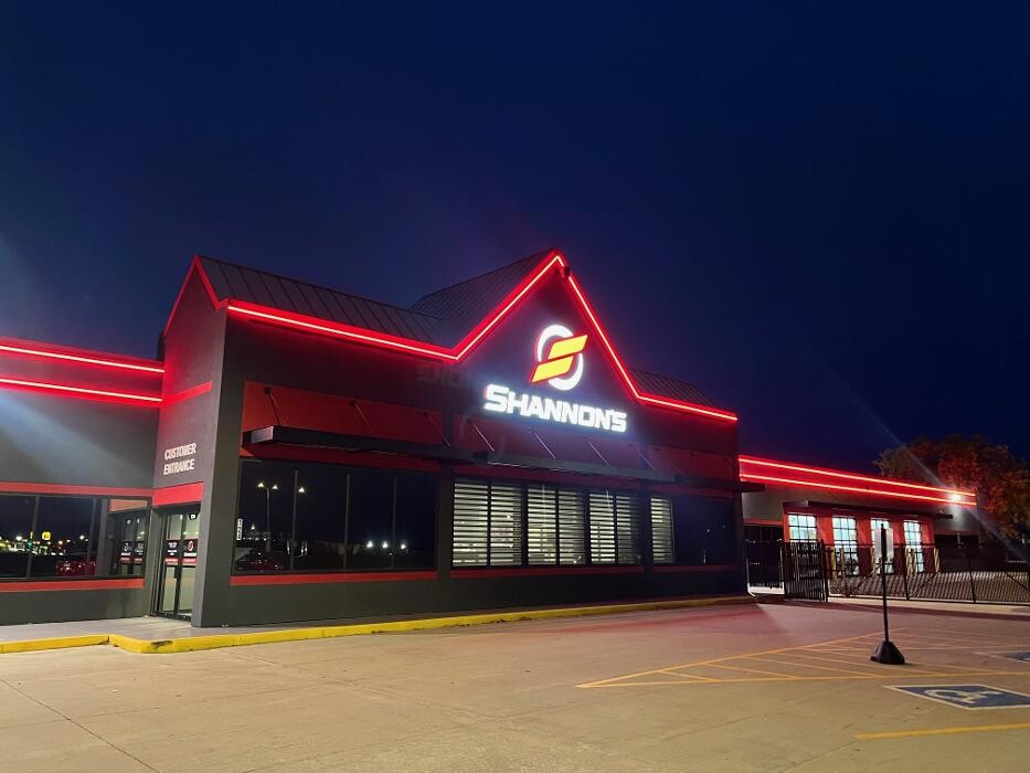 Images SHANNON'S AUTO BODY INC