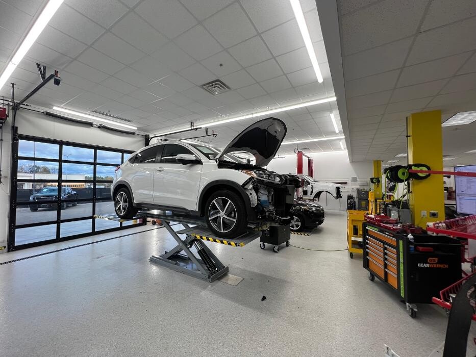 Images SHANNON'S AUTO BODY INC