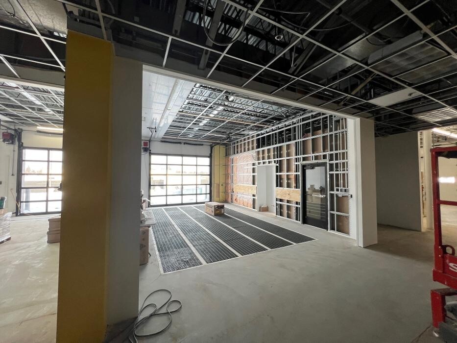 Images SHANNON'S AUTO BODY INC