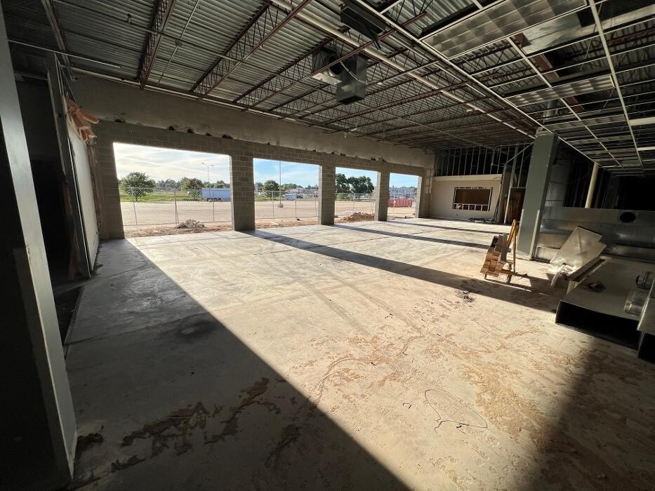 Images SHANNON'S AUTO BODY INC