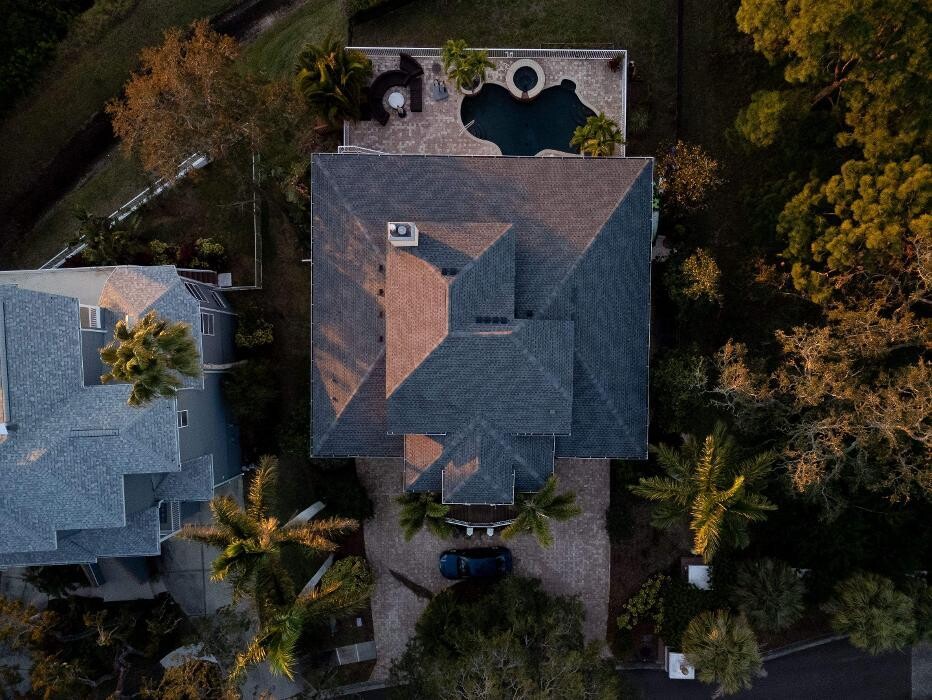 Images Arry's Roofing Services, Inc.