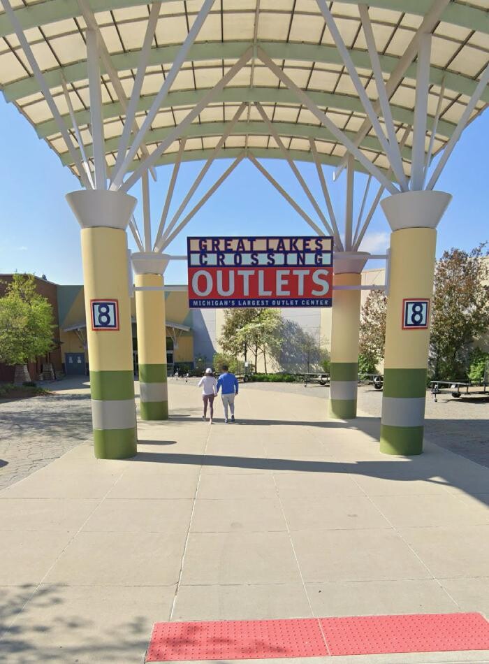 Images CoinFlip Bitcoin ATM - Great Lakes Crossing Outlets (Auburn Hills)