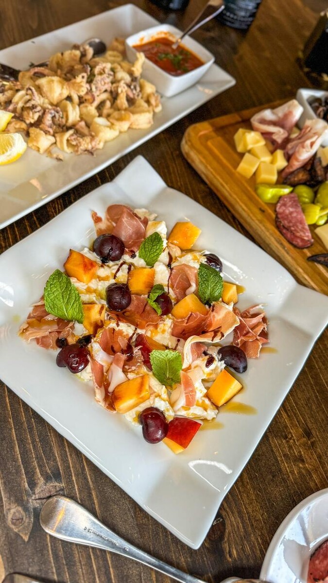 Images Tommy V's Urban Kitchen & Bar Scottsdale