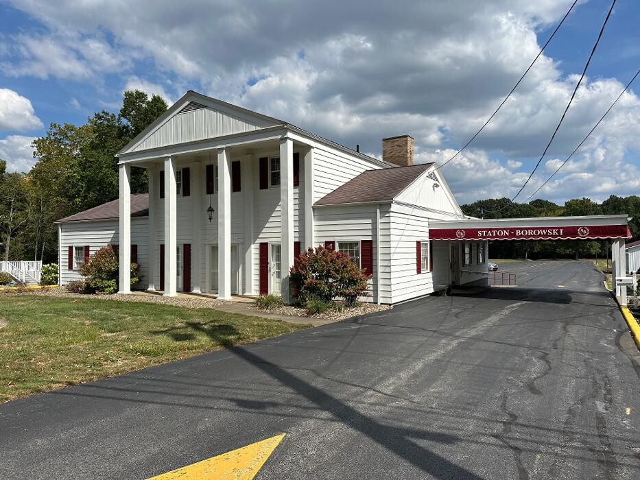 Images Staton-Borowski Funeral Home and Cremation Services