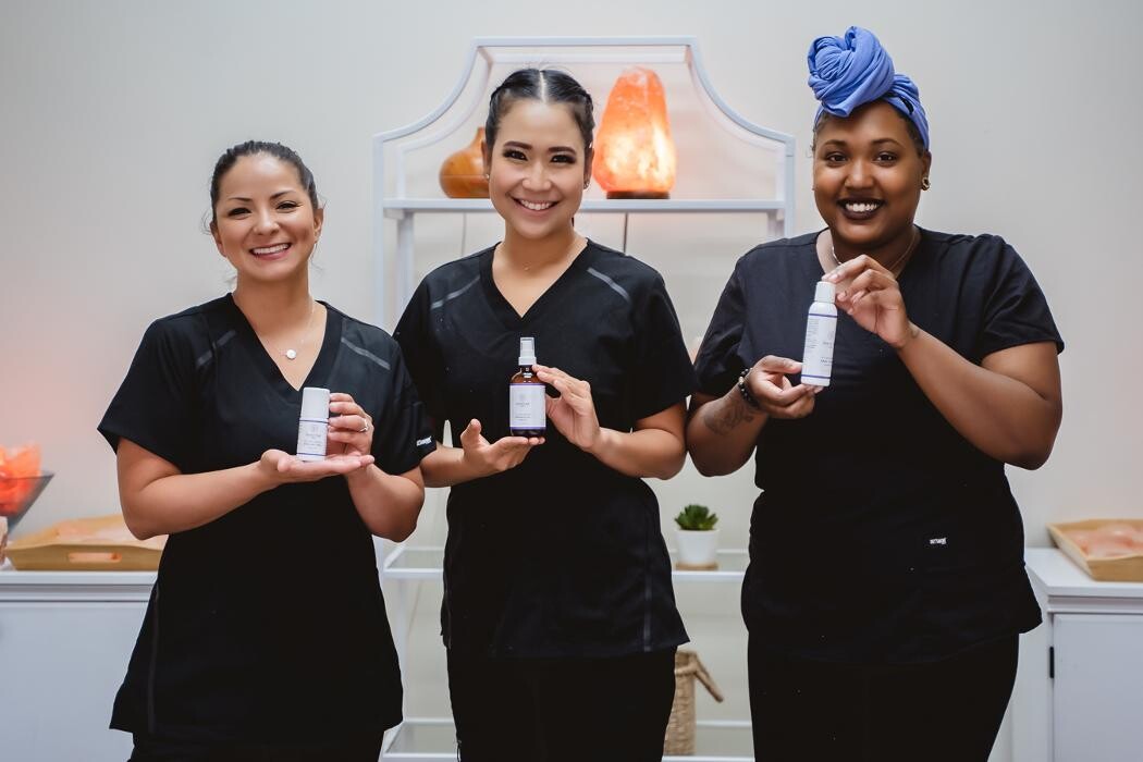 Images Zen'd Out Couples Massage Spa