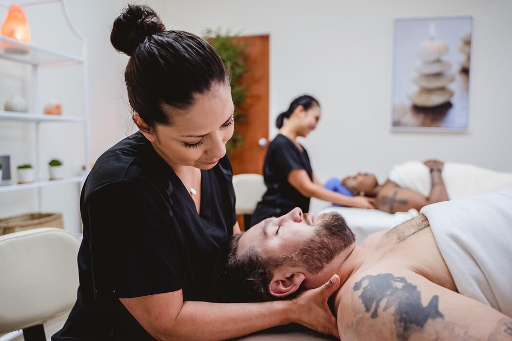 Images Zen'd Out Couples Massage Spa