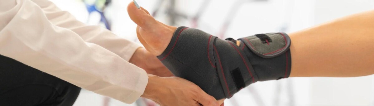 Images Ridhi Kratzmeyer, DPM, FACFAS