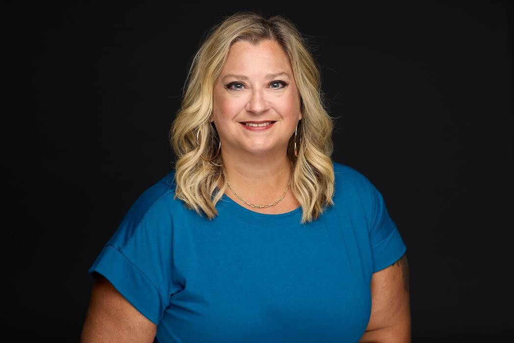 Images Mollie Massieon - Keller Williams Realty Partners