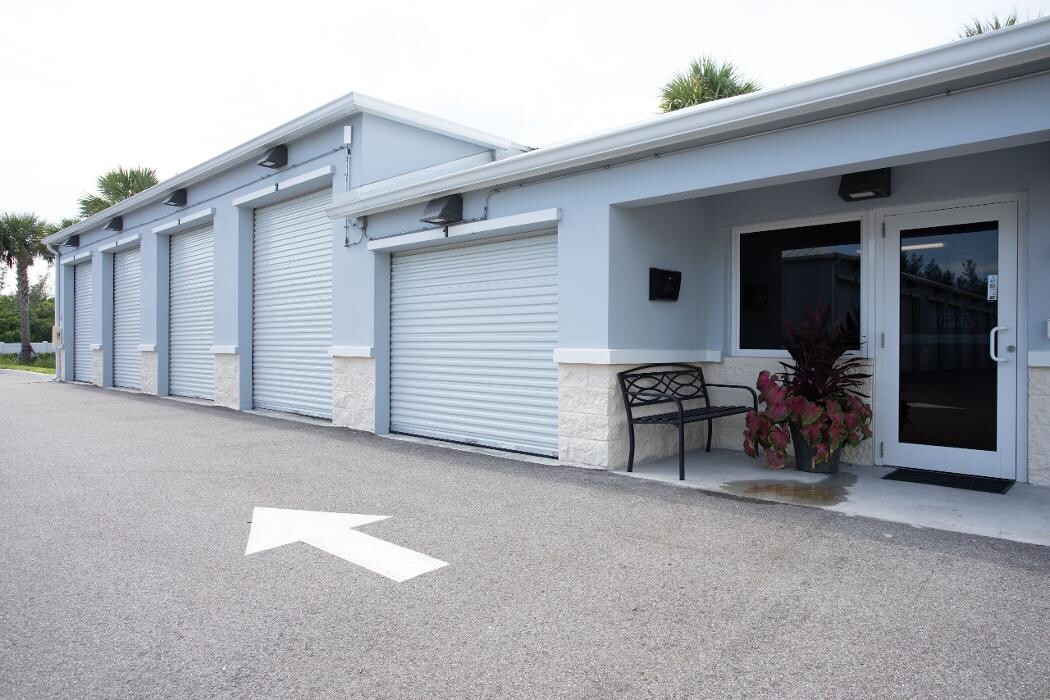 Images Superior Storage - Jensen Beach