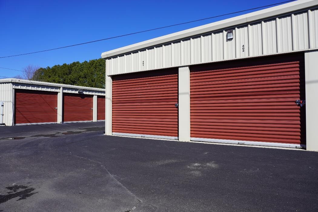 Images Superior Storage - Joyce Blvd